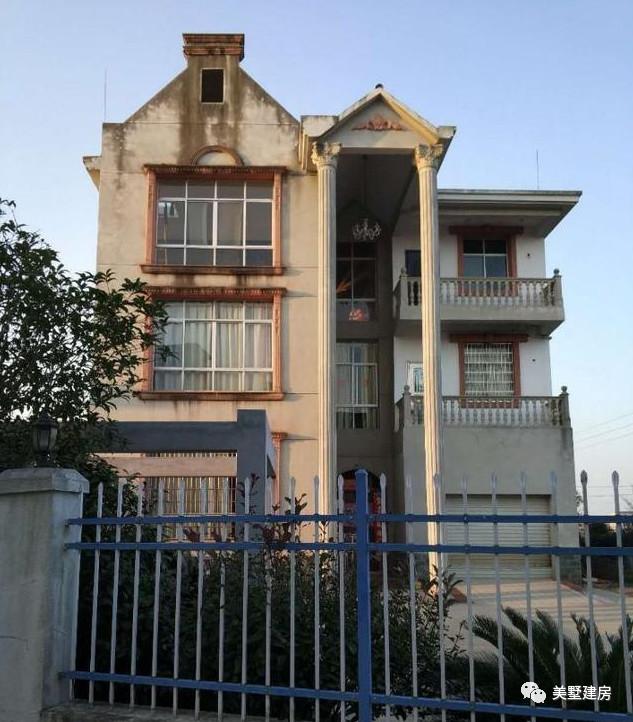 農(nóng)村自建房羅馬柱別瞎用，用不好能毀了整棟別墅