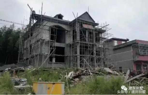 農(nóng)村自建3層樓房，主體+裝修+家具一共70萬，看值不值