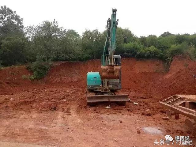 11*11米經(jīng)典兩層農(nóng)村小樓施工案例，附戶型方案設(shè)計圖