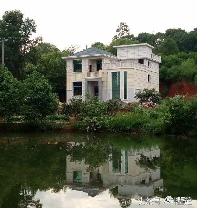 11*11米經(jīng)典兩層農(nóng)村小樓施工案例，附戶型方案設(shè)計圖