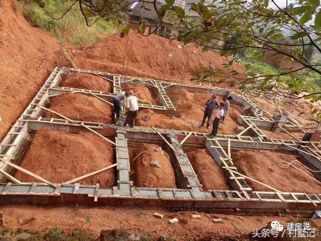 11*11米經(jīng)典兩層農(nóng)村小樓施工案例，附戶型方案設(shè)計圖