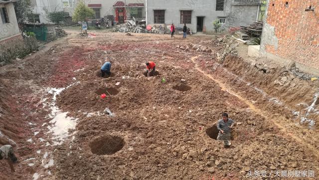 帶地下室3層別墅戶型圖，直播建房過程