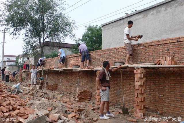 在農(nóng)村自建房多少錢，比買房便宜多少