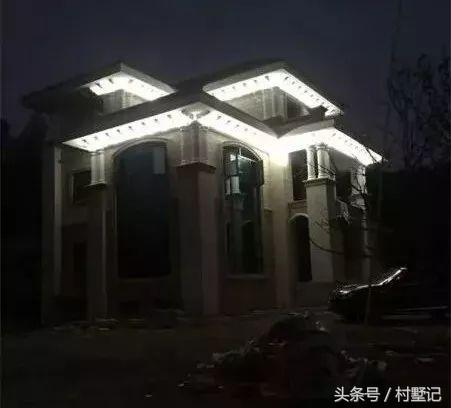 2棟高端三層豪宅設(shè)計(jì)圖，附方案和建成實(shí)景圖