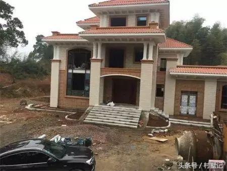 2棟高端三層豪宅設(shè)計(jì)圖，附方案和建成實(shí)景圖