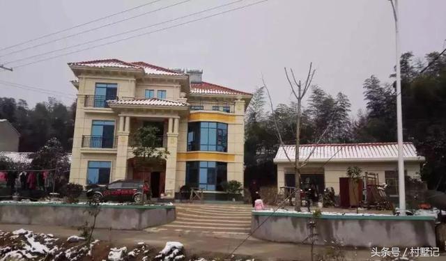 2棟高端三層豪宅設(shè)計(jì)圖，附方案和建成實(shí)景圖