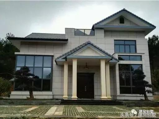 實(shí)拍農(nóng)村建好的別墅外觀照片，誰(shuí)還敢說(shuō)農(nóng)村窮