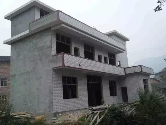 鄉(xiāng)村舊二層樓房改造，改成文藝青年小公寓