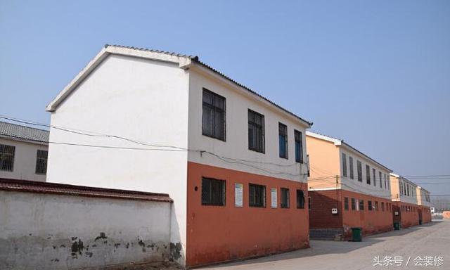 新農(nóng)村兩層樓房帶百平米院子，一套僅售15萬(wàn)，為何沒(méi)人要