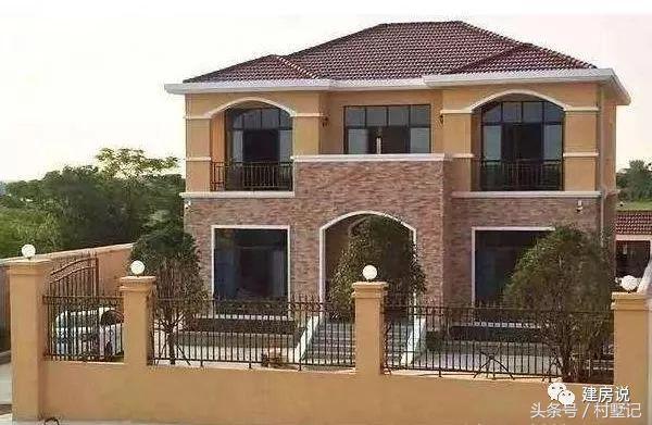 別墅實景照片圖和效果圖對比，看完肯定得給施工隊點贊