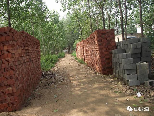 紅磚價(jià)格飆升，輕鋼結(jié)構(gòu)、EPS自建房比磚混都便宜