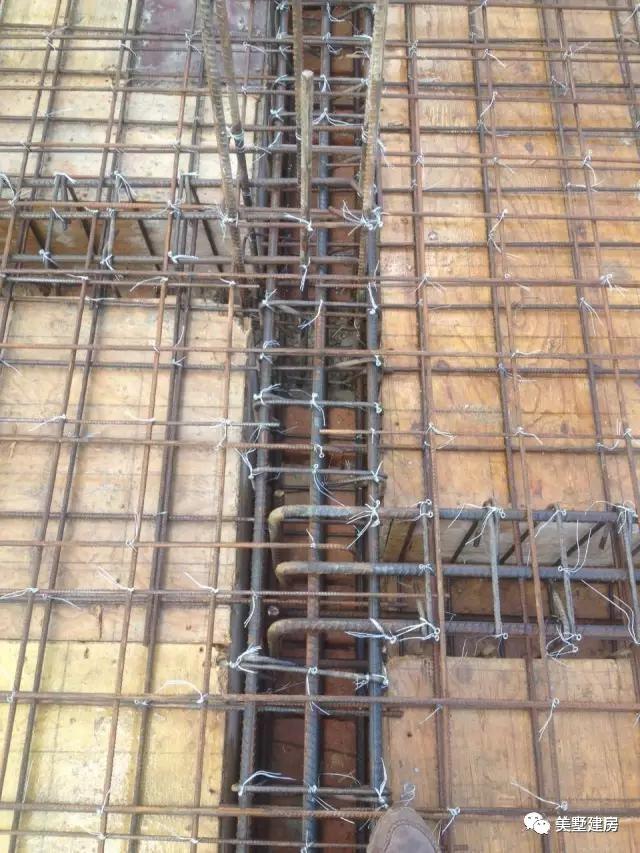 農(nóng)村自建別墅，圈梁和框架梁應(yīng)該怎么配筋？