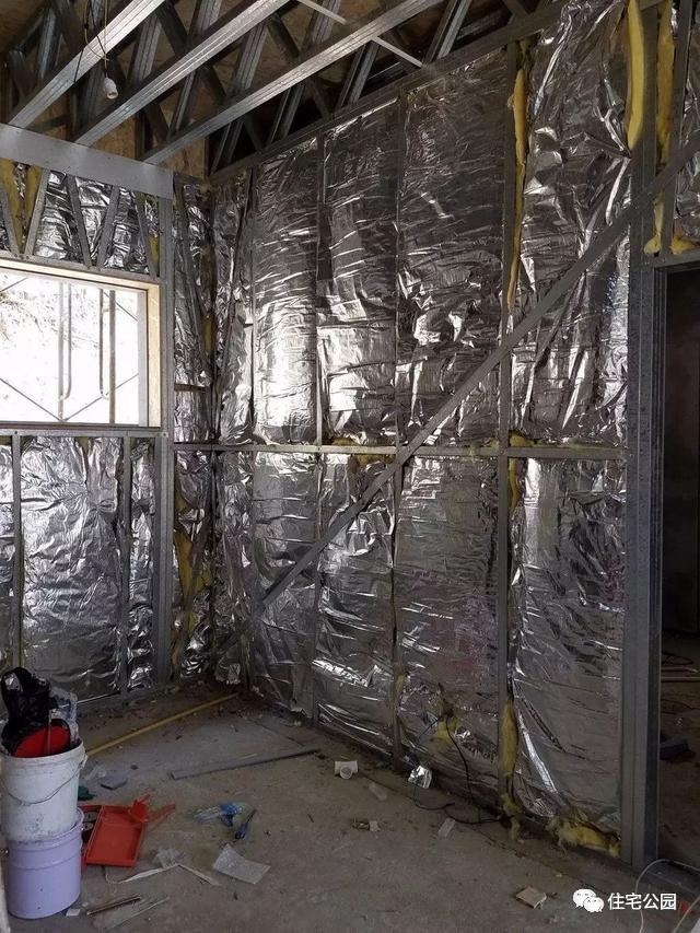 農(nóng)村自建房輕鋼別墅施工過程實(shí)拍，輕鋼別墅施工沒想象的難