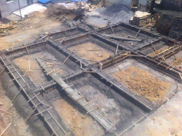 農(nóng)村蓋房子挖地基怎么打結(jié)實？看完你就明白了