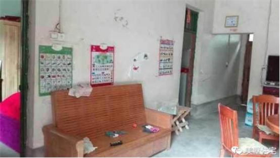 為撐臉面自建四層房屋，錢不夠只能直接住毛坯房，心酸