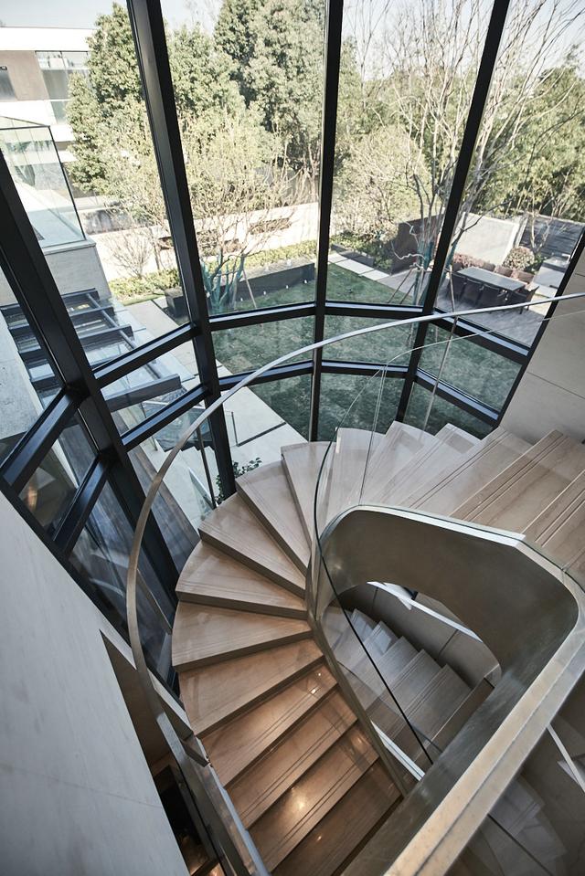 帶地下室兩層別墅裝修方案實(shí)拍，現(xiàn)代風(fēng)，年輕人最愛