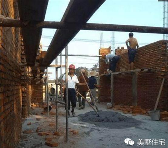 一層半小洋樓施工案例，附全套設(shè)計(jì)圖