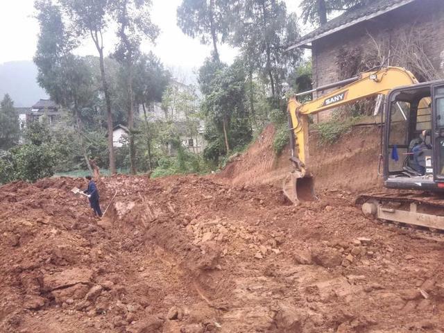 11*11米帶露臺(tái)現(xiàn)代二層農(nóng)村小洋樓設(shè)計(jì)圖，附施工過程