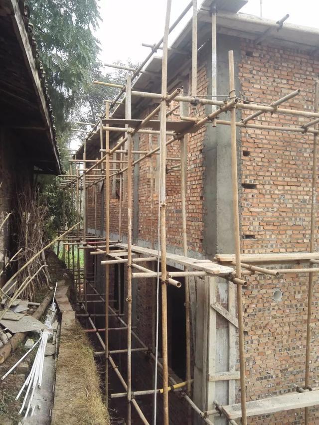 11*11米帶露臺(tái)現(xiàn)代二層農(nóng)村小洋樓設(shè)計(jì)圖，附施工過程