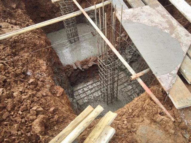 11*11米帶露臺(tái)現(xiàn)代二層農(nóng)村小洋樓設(shè)計(jì)圖，附施工過程