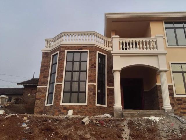 11*11米帶露臺(tái)現(xiàn)代二層農(nóng)村小洋樓設(shè)計(jì)圖，附施工過程