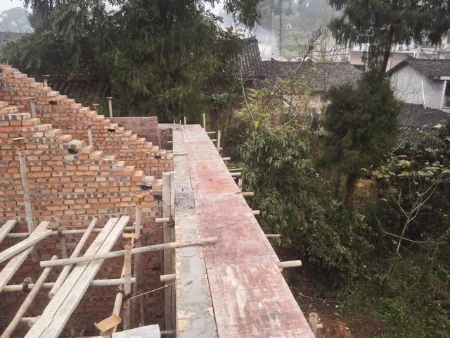 11*11米帶露臺(tái)現(xiàn)代二層農(nóng)村小洋樓設(shè)計(jì)圖，附施工過程