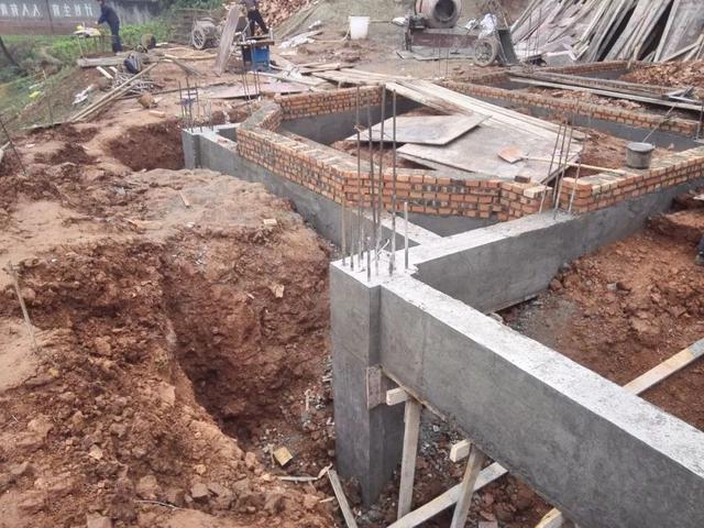 11*11米帶露臺(tái)現(xiàn)代二層農(nóng)村小洋樓設(shè)計(jì)圖，附施工過程