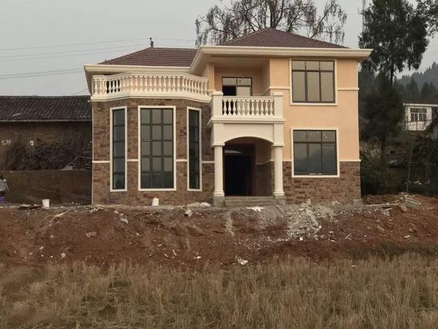 11*11米帶露臺(tái)現(xiàn)代二層農(nóng)村小洋樓設(shè)計(jì)圖，附施工過程