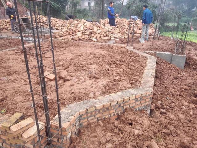 11*11米帶露臺(tái)現(xiàn)代二層農(nóng)村小洋樓設(shè)計(jì)圖，附施工過程