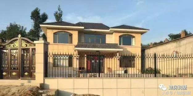 實(shí)拍15棟完工的二層農(nóng)村別墅圖，造價(jià)20左右