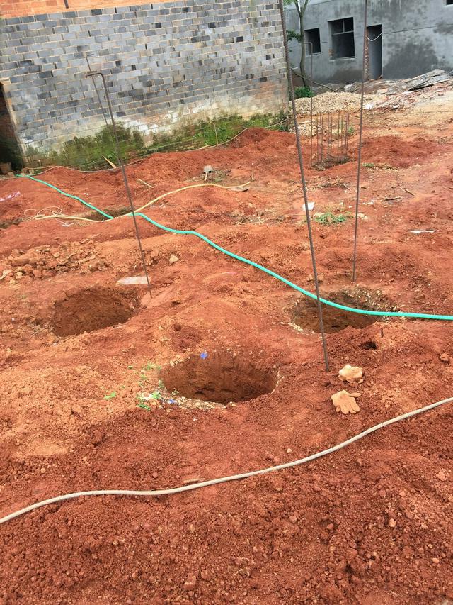 11*10米歐式二層半小別墅設(shè)計方案圖，附施工案例實(shí)拍照