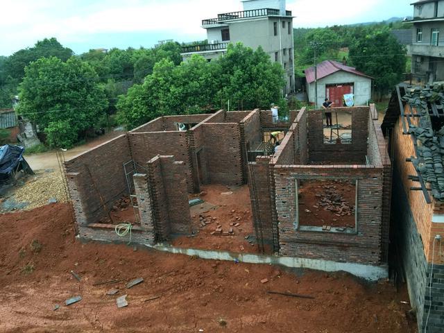 11*10米歐式二層半小別墅設(shè)計方案圖，附施工案例實(shí)拍照