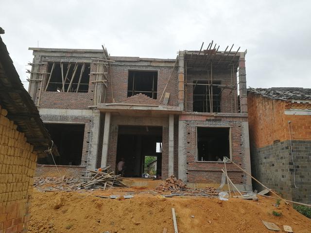 11*10米歐式二層半小別墅設(shè)計方案圖，附施工案例實(shí)拍照