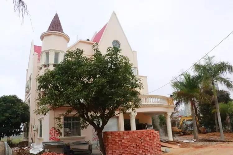 廣西北海：海泰別墅群的拆違，候鳥老人非常支持！為什么