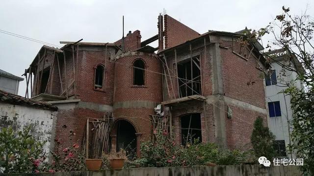 浙江80后曬新房，110萬(wàn)自建花園別墅，城里人看了都眼紅！