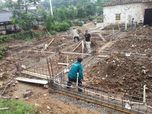 浙江80后曬新房，110萬(wàn)自建花園別墅，城里人看了都眼紅！