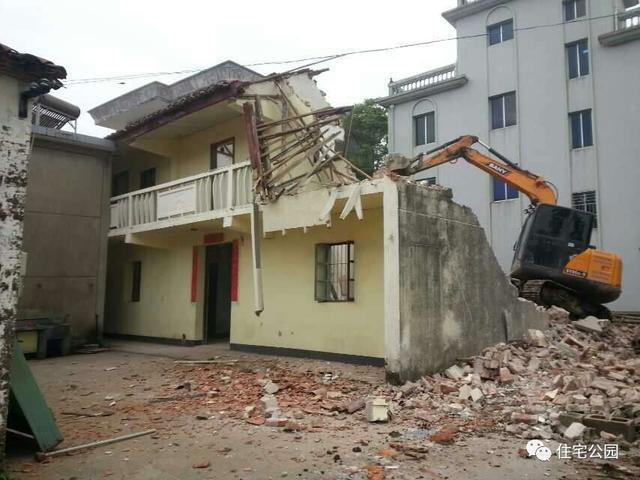 浙江80后曬新房，110萬(wàn)自建花園別墅，城里人看了都眼紅！