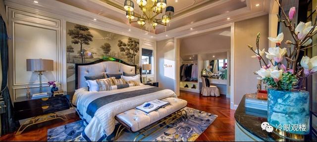 8.8米大橫廳、三開間朝南……這款“薄透漏”的聯(lián)排別墅耐人兒不？