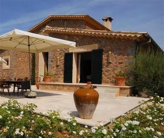 與其買個(gè)別墅讓鄉(xiāng)下人住，不如去鄉(xiāng)下做一個(gè)自己喜歡的房子！