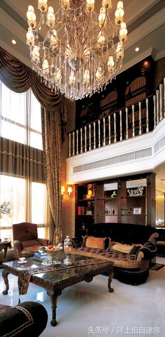 自建別墅+豪華裝修花了400萬，內(nèi)部奢華無比，看看值不值