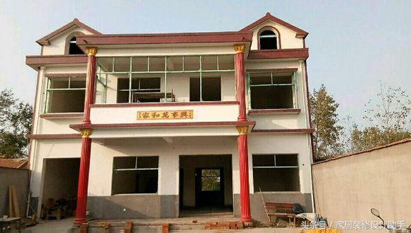 回老家自建房貪小便宜沒設計圖紙，建好被嘲笑