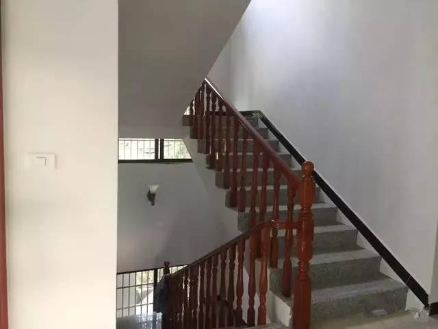 曬曬我家農(nóng)村帶地下室的自建房，朋友看了都說好