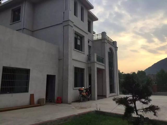 曬曬我家農(nóng)村帶地下室的自建房，朋友看了都說好