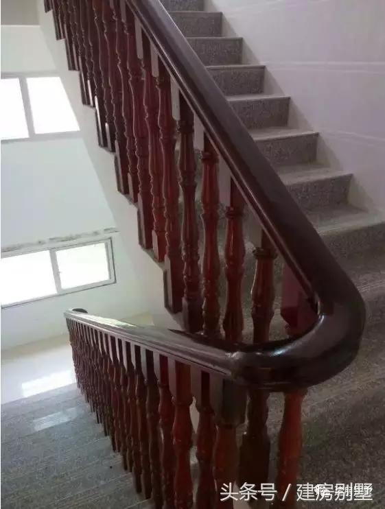 湖北自建三層別墅，主體就花了25萬(wàn)，看下超值嗎