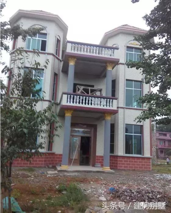 湖北自建三層別墅，主體就花了25萬(wàn)，看下超值嗎