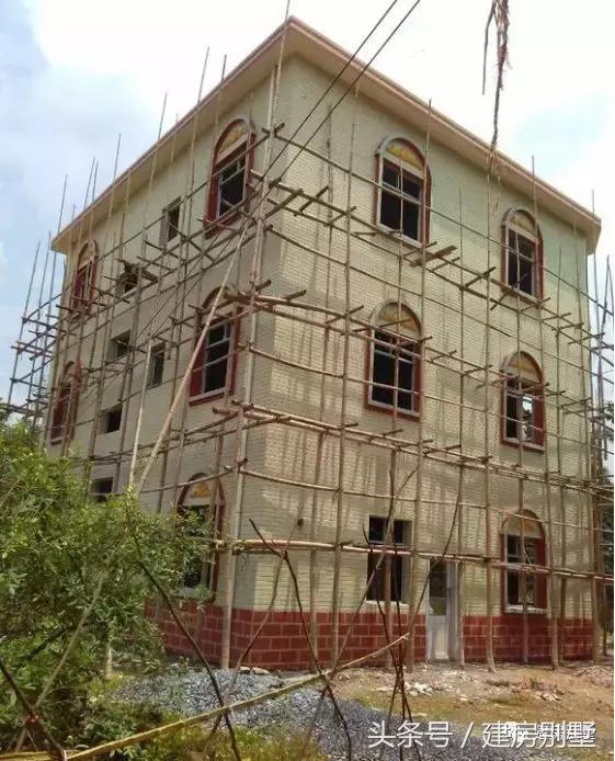 湖北自建三層別墅，主體就花了25萬(wàn)，看下超值嗎