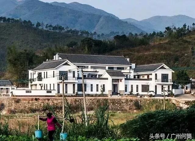 廣東農(nóng)村一中式別墅實拍，路過的都駐足欣賞