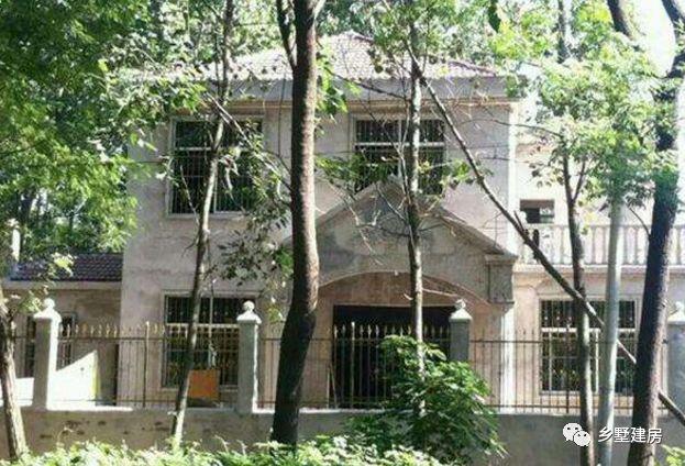 90后小夫妻逃離一線城市，回農(nóng)村自建別墅