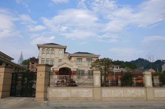實(shí)拍浙江農(nóng)村，家家戶(hù)戶(hù)都是小別墅，令城里人羨慕