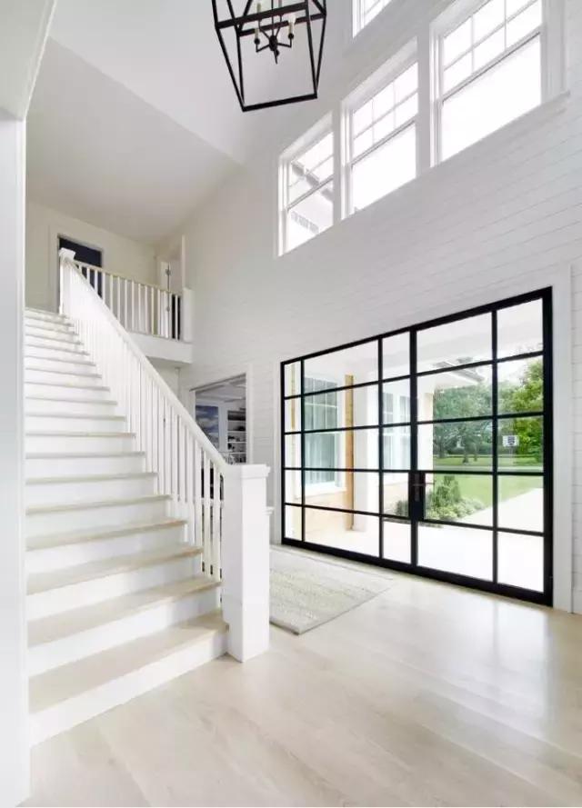 17x16m帶閣樓的歐式雙層別墅方案，浪漫清雅